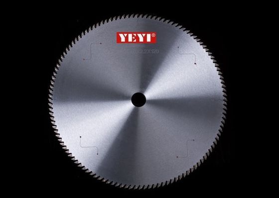 Wysoka dokładność Steel Wood Cutting pił tarczowych ostrzenie z CERATIZIT Porady